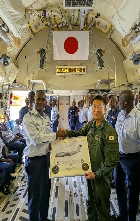 Mutual aircraft visits